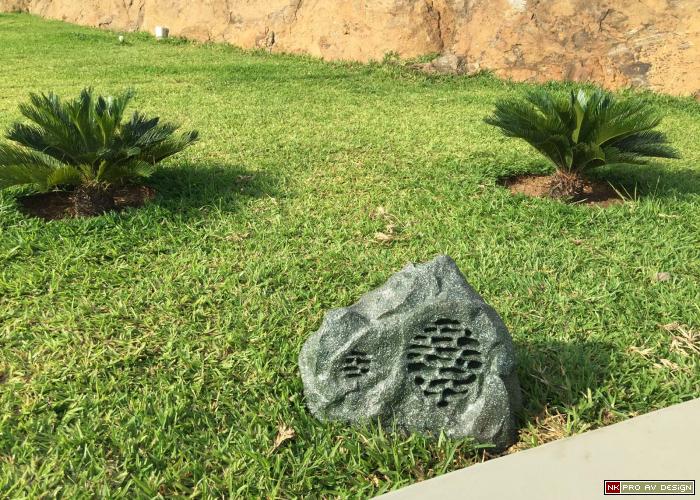 landscape loudspeakers