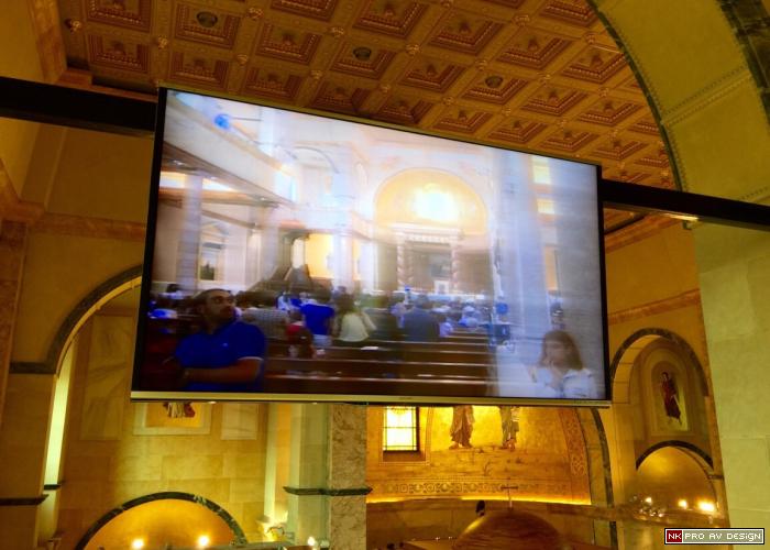 90 inch LCD monitors